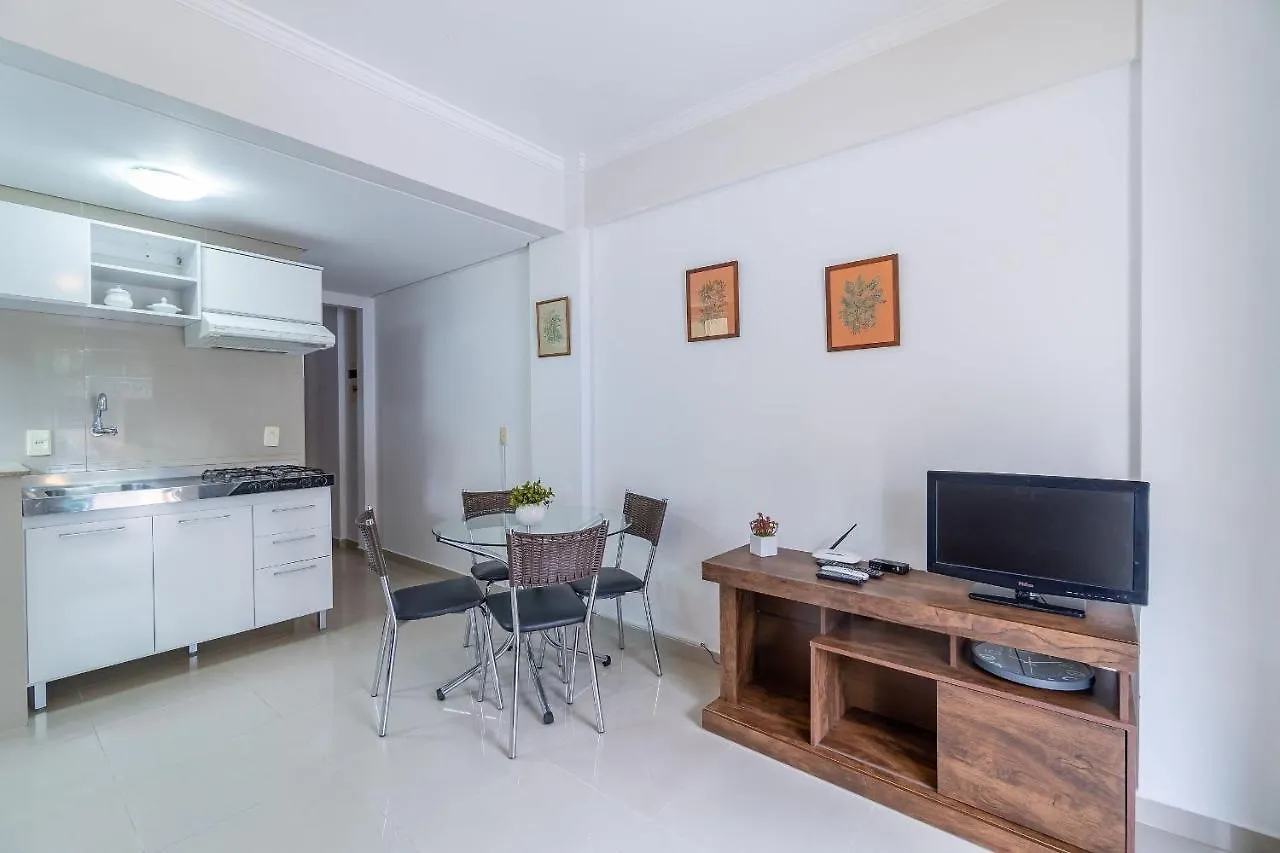 Apto Pertinho Da Avenida Da Praia De Bombas - 2 Dorms 4 Pessoas Bombinhas 0*,