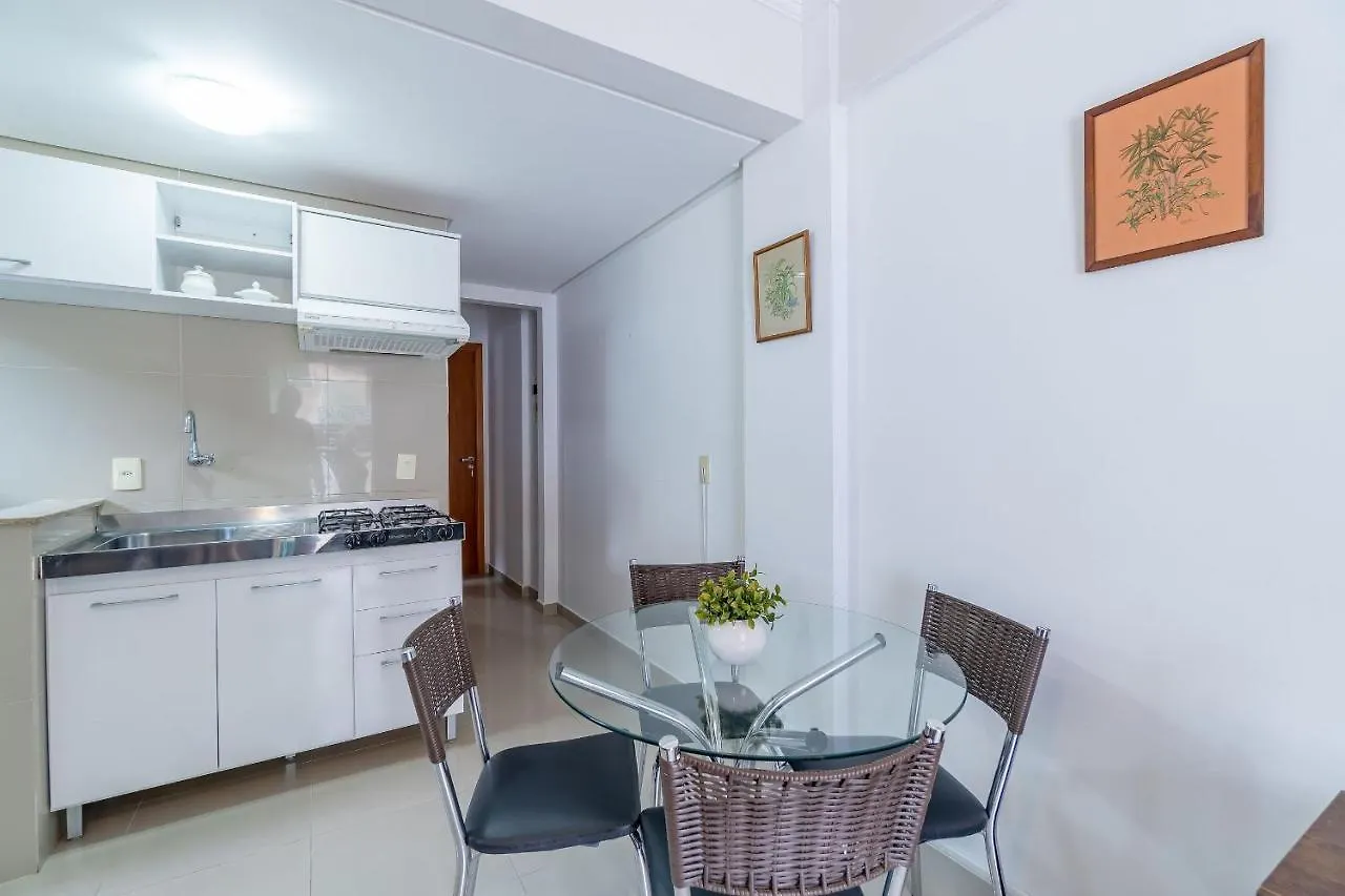 Apto Pertinho Da Avenida Da Praia De Bombas - 2 Dorms 4 Pessoas Bombinhas Βραζιλία